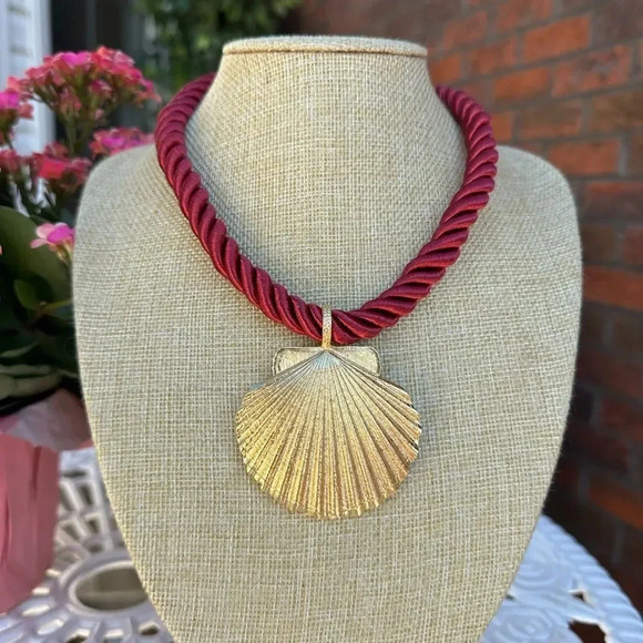 Seashell Gold Red Rope Chain Earrings Necklace Earrings Set - Picture 3 of 17